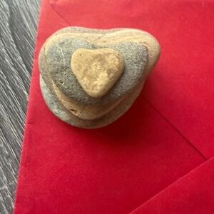 Heart-Shaped Stone Stack Cair